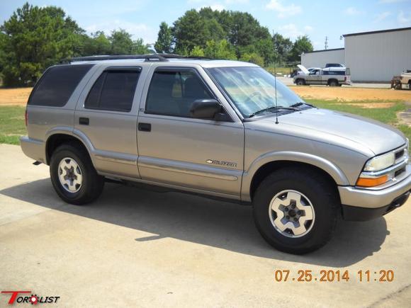 2343 01 2003 chevrolet s 10 blazer ls  1024