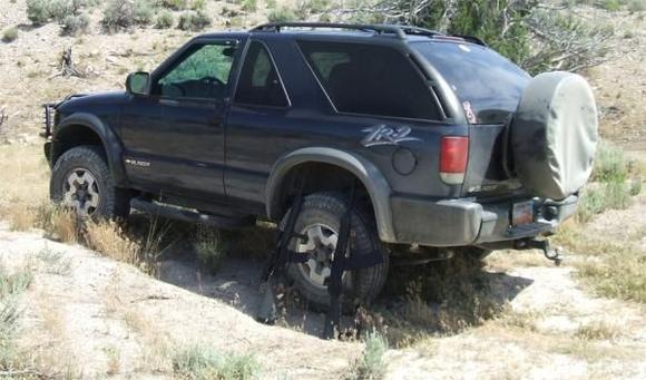 ZR2 out bunny hunting
