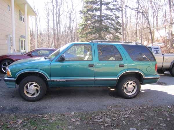 1995 Chevrolet Blazer - TEST LISTING - 1995 Chevrolet Blazer LT - Used - VIN 12345678901234567 - 135,000 Miles - 6 cyl - 4WD - Automatic - SUV - Other - Iraq