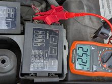 IP fuse box voltage 
