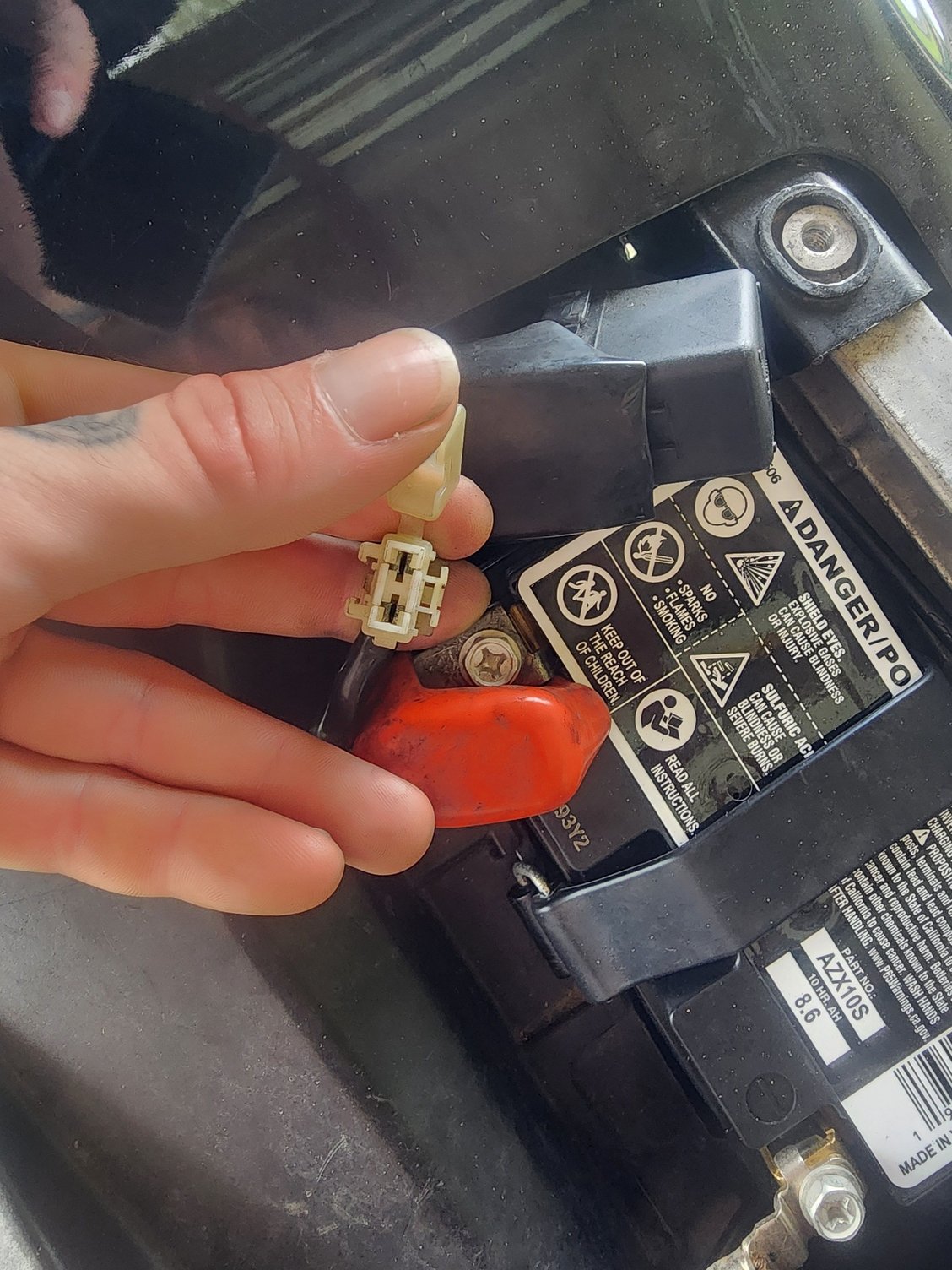 So my rectifier went out and cooked my battery. Changed the battery rectifier and stator and now this fuse pops when I turn the key to the start position. Any idea what could causing this?