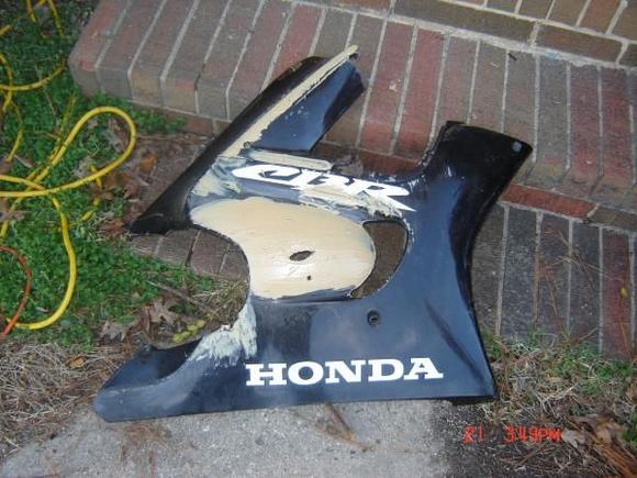 second day i got it,doing some work to the fairings!