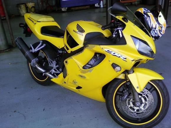 2002 Honda CBR F4i