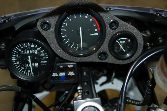 Gauge cluster