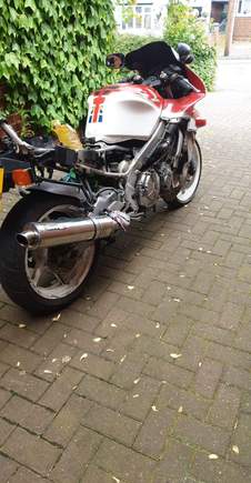 I have this for sale im in the uk want 500 loads of good parts  i think this is the lsst of the sleel frame so good for raceing turns over but dont start bike needs re doing i payed 500 for it now i cba to get the work done