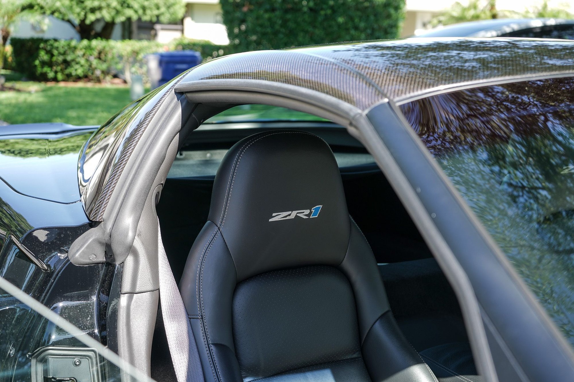 2010 Chevrolet Corvette - FS: 2010 C6 ZR1 – Black | 6-Speed | 3ZR | 1-Owner | 9,963 Miles - Used - VIN 1G1YN2DT7A5800201 - Jupiter, FL 33410, United States