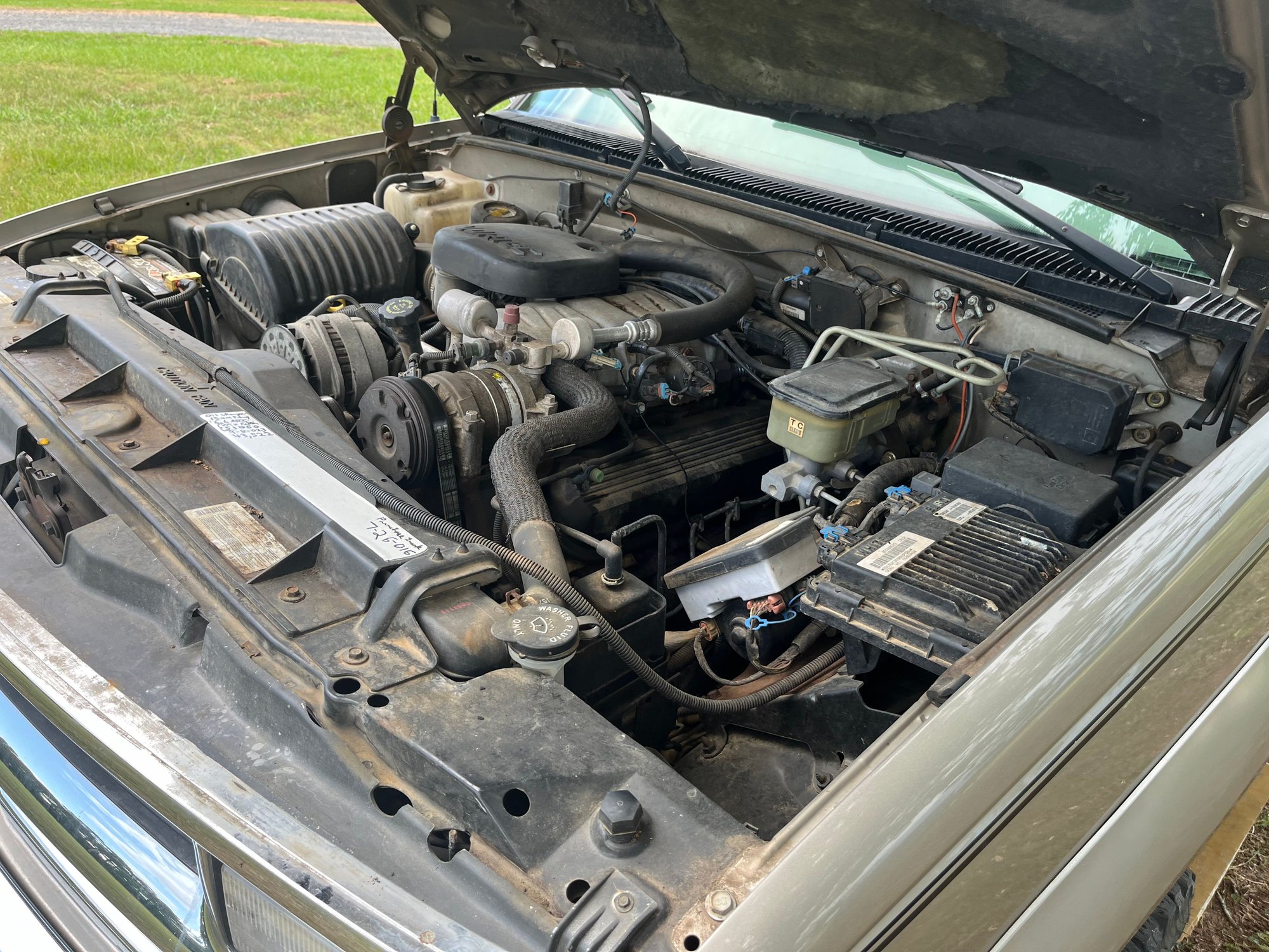 1999 Chevrolet K3500 - 43k 1999 3500 dually - Used - VIN 1GCHK33J0XF065442 - 43,000 Miles - 8 cyl - 4WD - Automatic - Truck - Beige - Macon, MS 39341, United States
