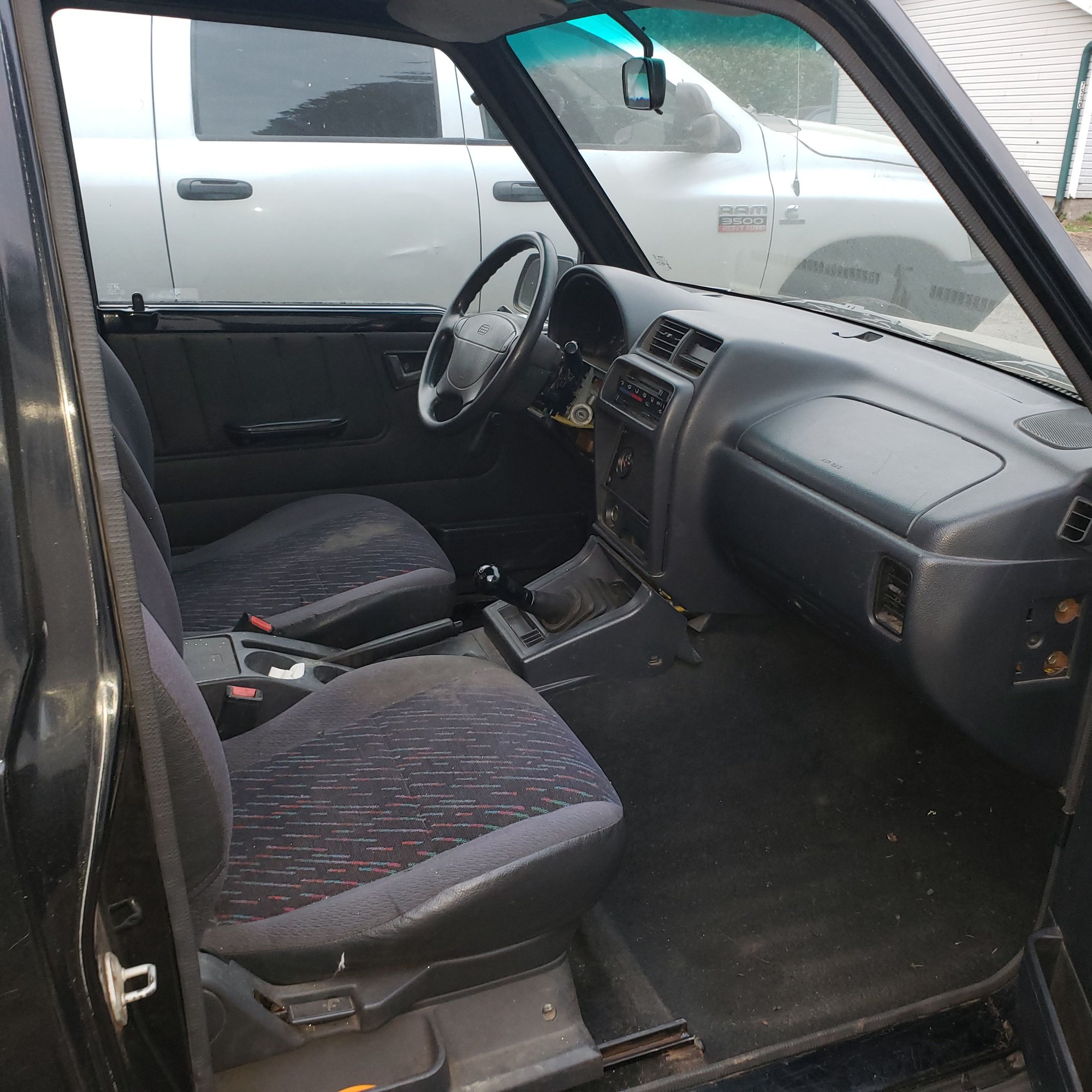 1996 Chevrolet C1500 - Tracker - Used - VIN 1CNBJ1865T6934991 - 127,000 Miles - 4 cyl - 4WD - Manual - SUV - Black - Port Orchard, WA 98367, United States