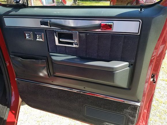 1986 Chevy Truck Black