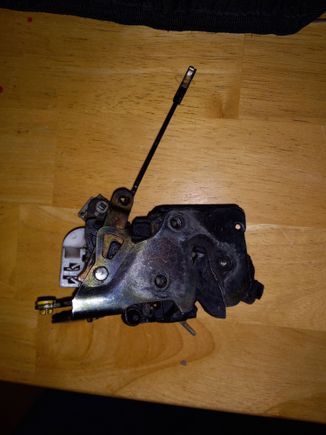 Heres pics of the door latch itself