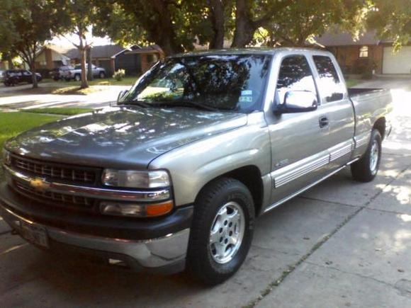 My 2000 Chevy Silverado Truck View 2