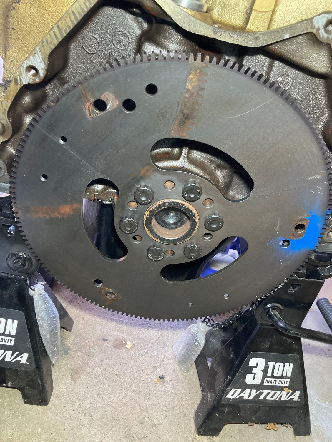 The flywheel I want to install from old engine
