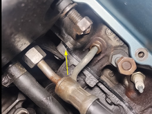 Gasket not compressed yet.