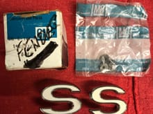 Not sure on the year of these SS fender emblems. $35