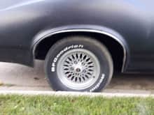 This is a 235/60R14 on a 14×6 rim on my 70S.