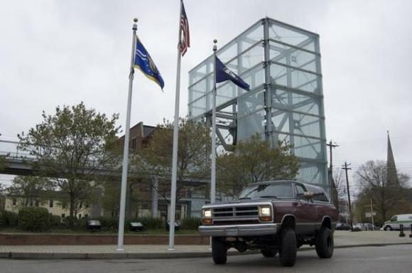 '88 Dodge Ram Charger on 35's