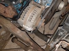 This is the alternator in Isaacs truck. Is this internally or externally regulated?