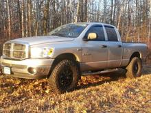 Before I put my flares on 
2.5 in level kit and 295/7r 18  nitto trail grapplers