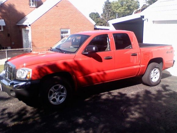 2005 Dodge Dakota 2