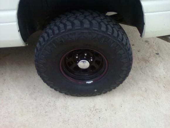 33x12.50 hankook dynapro MT'S