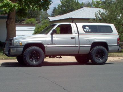 35's on 3" lift side