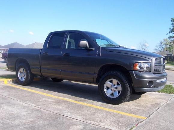 FBG 2" level and 33" Nitto Terra Grapplers