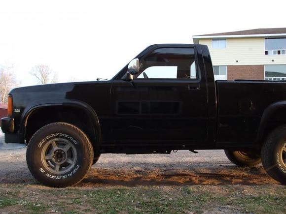 89 Dakota 4x4 Sport, 3.9L auto with 3.90 gears
