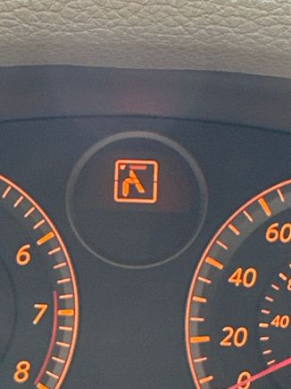 Can someone help me with this please? This is the transmission selector indicator light. No “D”, “N”, “R”, etc.