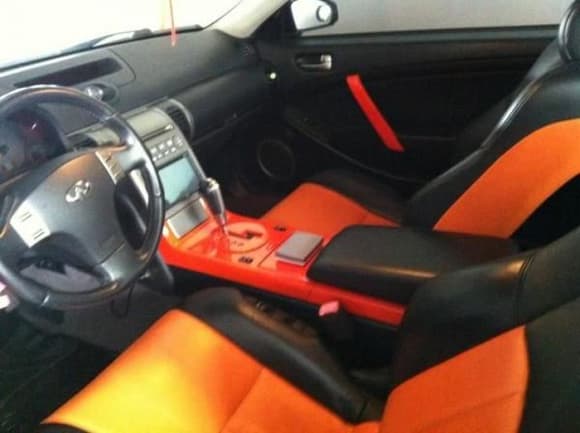 Custom interior leather, Jensen touchscreen navi system and two 12 inch subwoofers pioneers