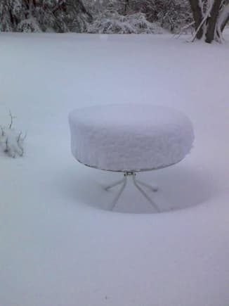 Table snow cake