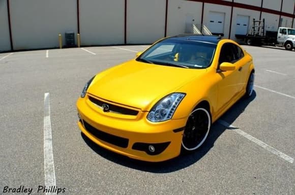 07 yellow Infiniti G35 coupe 6 MT 
Bumble G