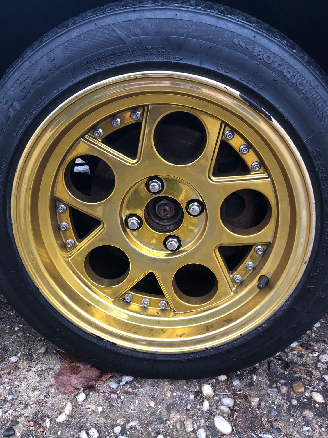 Can anyone identify these rims HondaTech Honda Forum Discussion