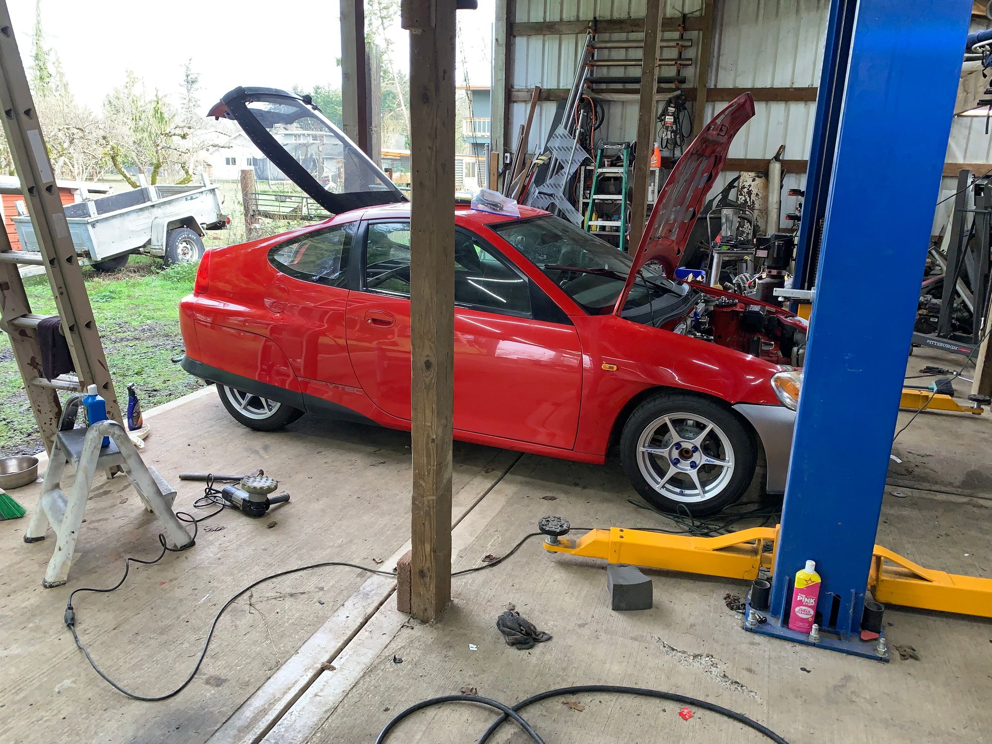 Don�t mind the mess 