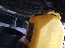 Drained the few extra gallons that I could to reduce the weight of the tank.  I couldn’t burn any more with the old Walbro strainer not reaching the bottom of the tank.