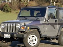 My late lamented ‘00 Wrangler. The del Sol is what I bought to replace it.