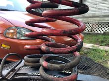 got some surface rust on the springs so i hit em with some paint