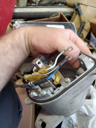 B18 distributor 