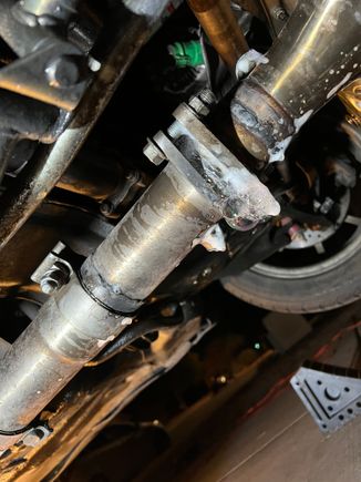 This is just soapy water to view my exhaust leaks 