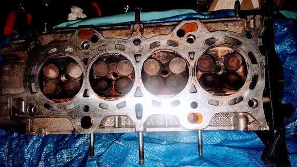 Its set tdc up sprocket up and markings even with block and still gaps on valves and the valces look like charcoal lol