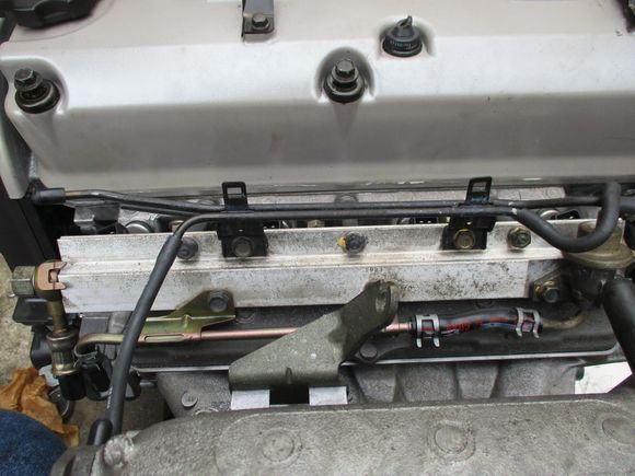 Fuel rail as delivered.