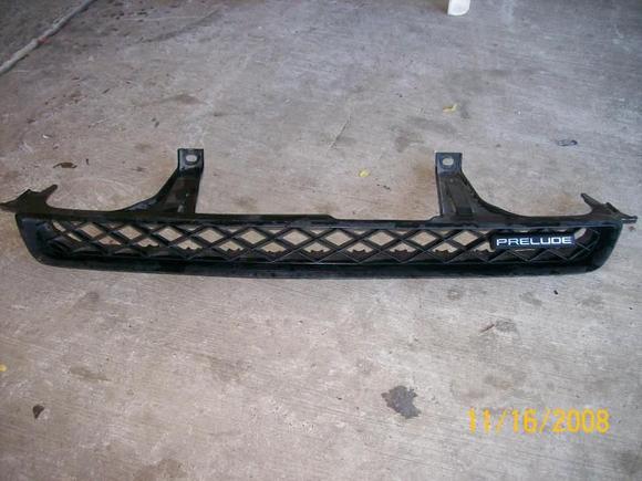honey comb grill w/prelude emblem