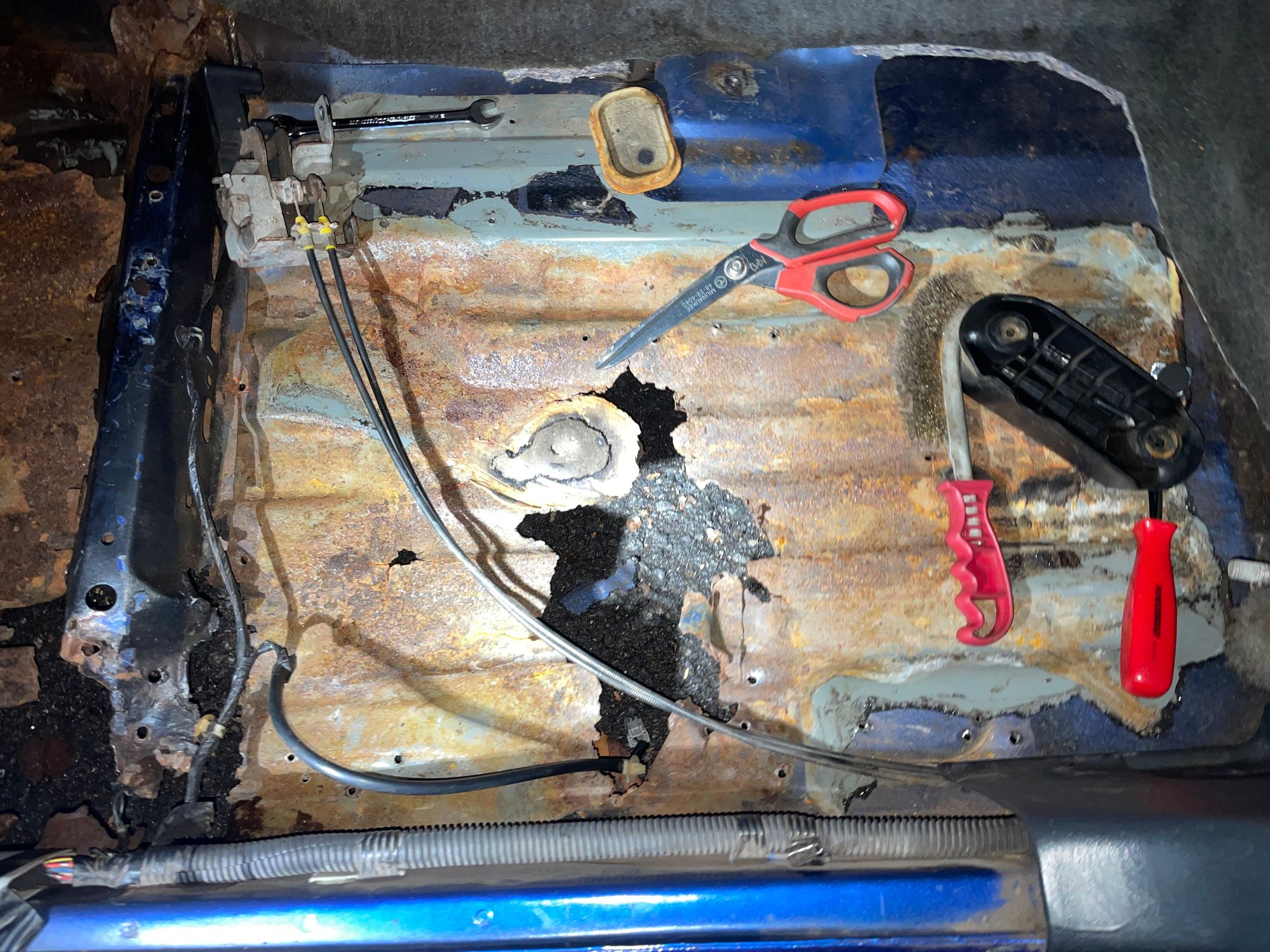 Behind the brace no deadening