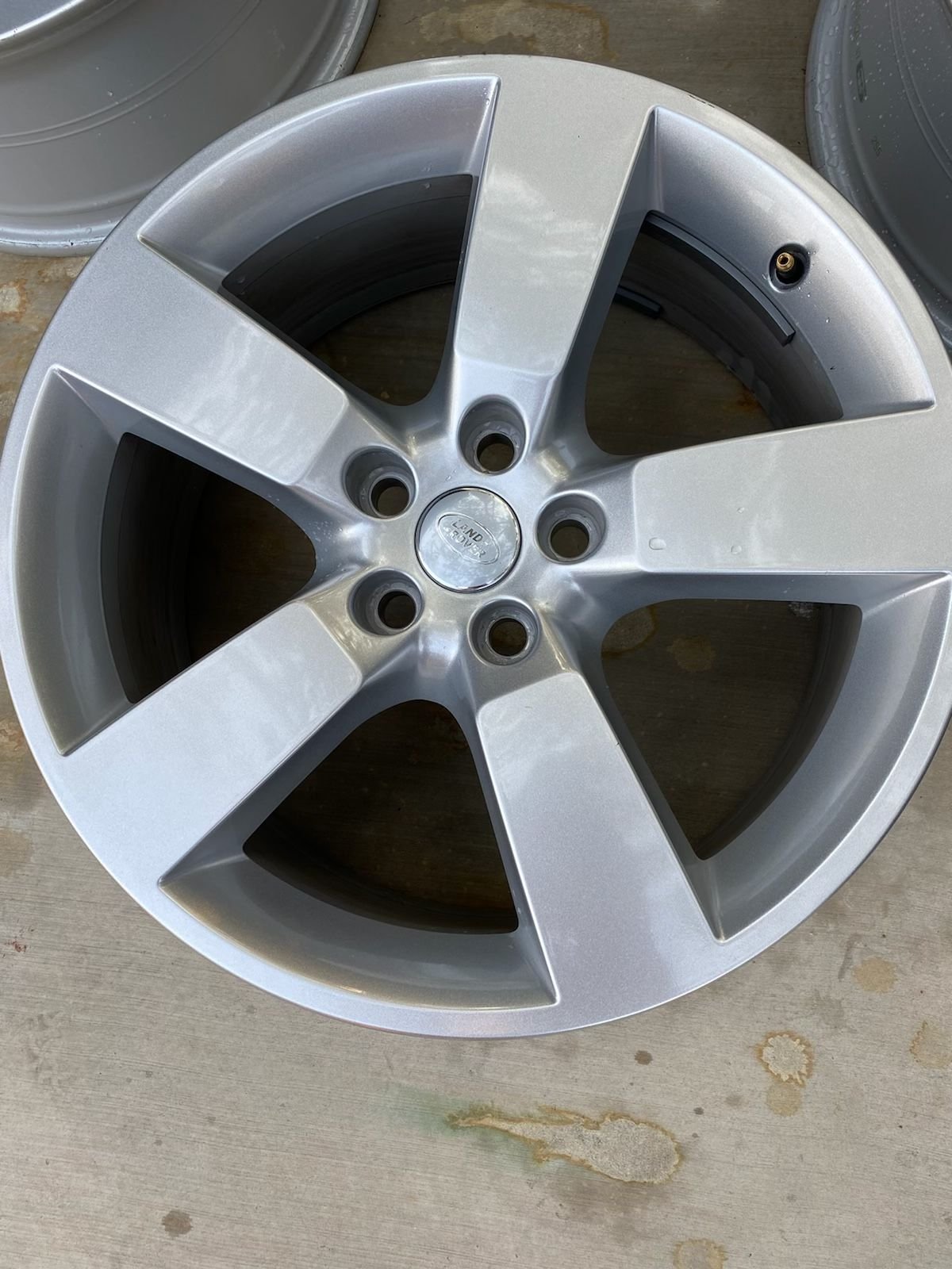 Wheels and Tires/Axles - Defender 20” 5098 Sparkle Silver Wheels - New - 2020 to 2023 Land Rover Defender - Bass Lake, CA 93604, United States