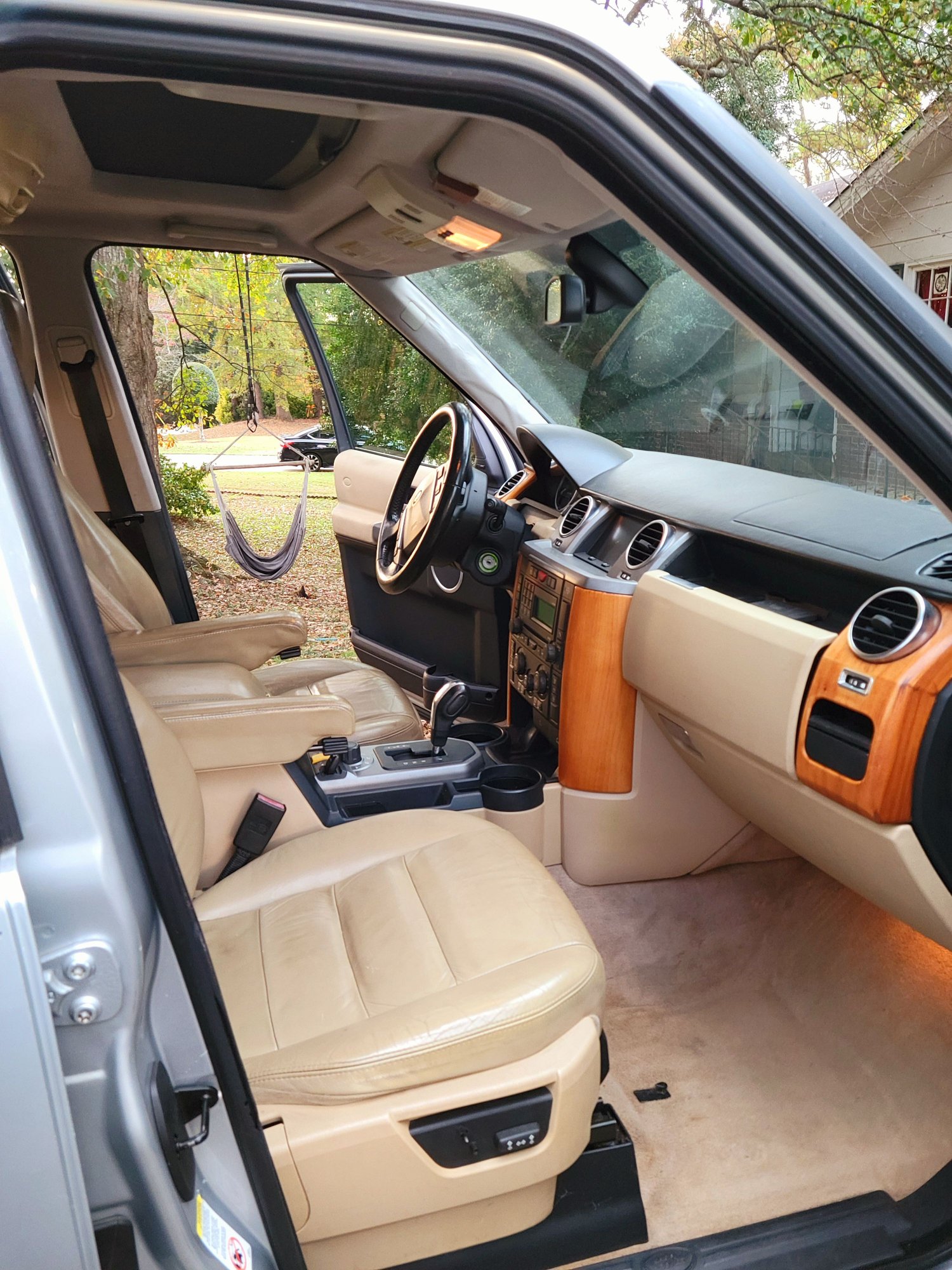 2008 Land Rover LR3 - Very well maintained 08 LR3 HSE w A bar & AT tires - Used - VIN SALAG254X8A466489 - 165,000 Miles - 8 cyl - AWD - Automatic - SUV - Gray - Atlanta, GA 30030, United States