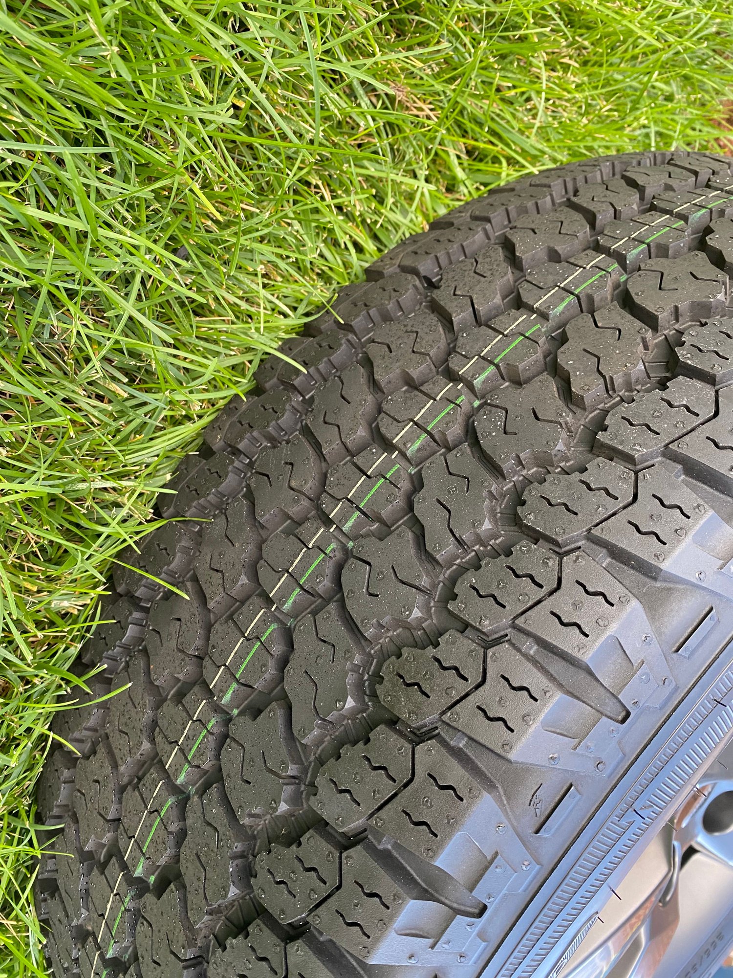Wheels and Tires/Axles - 2022 defender 20” wheels, tires, and TPMS - Used - 0  All Models - Lorton, VA 22079, United States