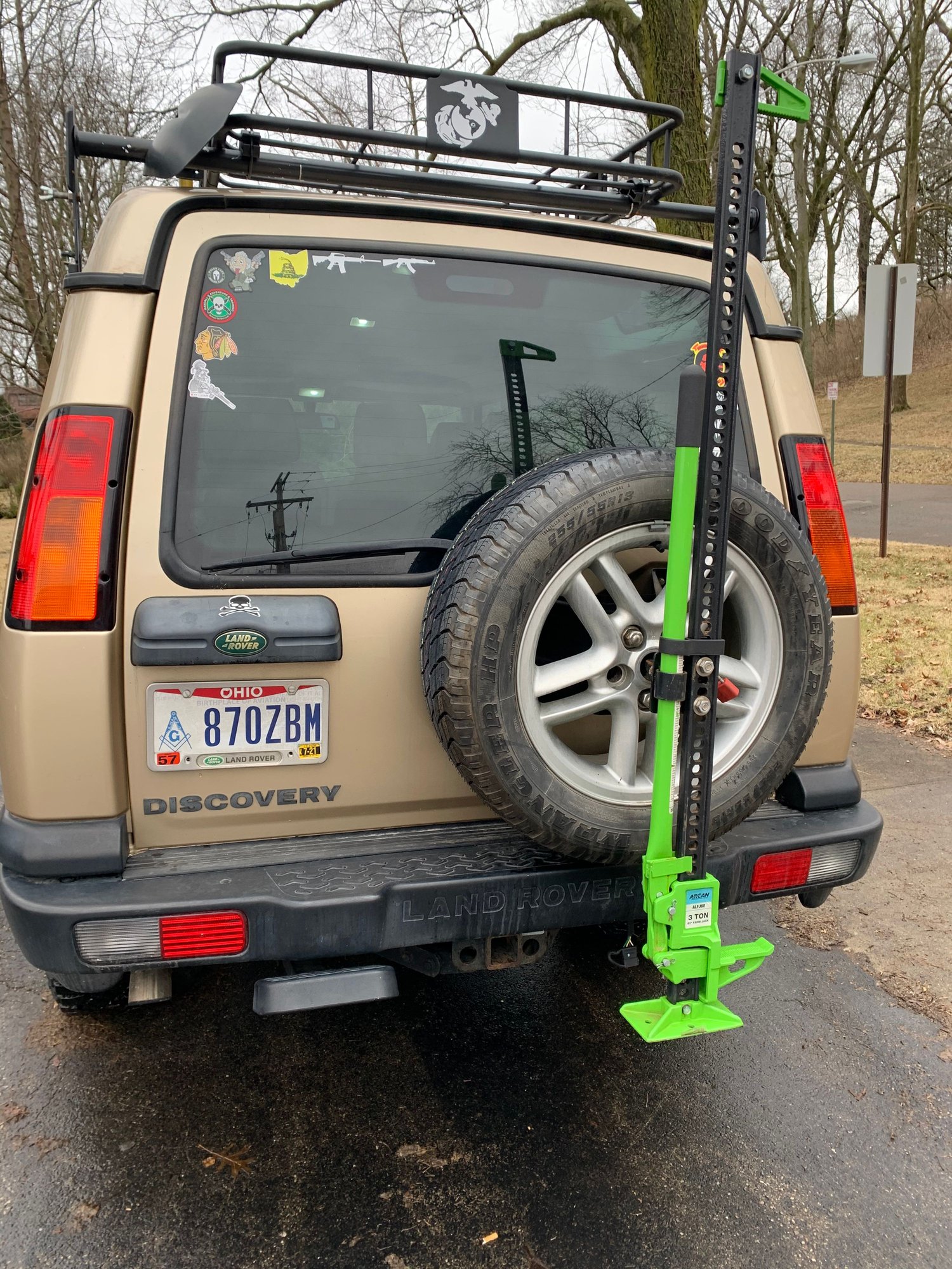 2004 Land Rover Discovery - 2004 Land Rover Discovery SE7 - Used - VIN Saltw194x4a864795 - 150,000 Miles - 8 cyl - 4WD - Automatic - SUV - Gold - Dayton, OH 45405, United States
