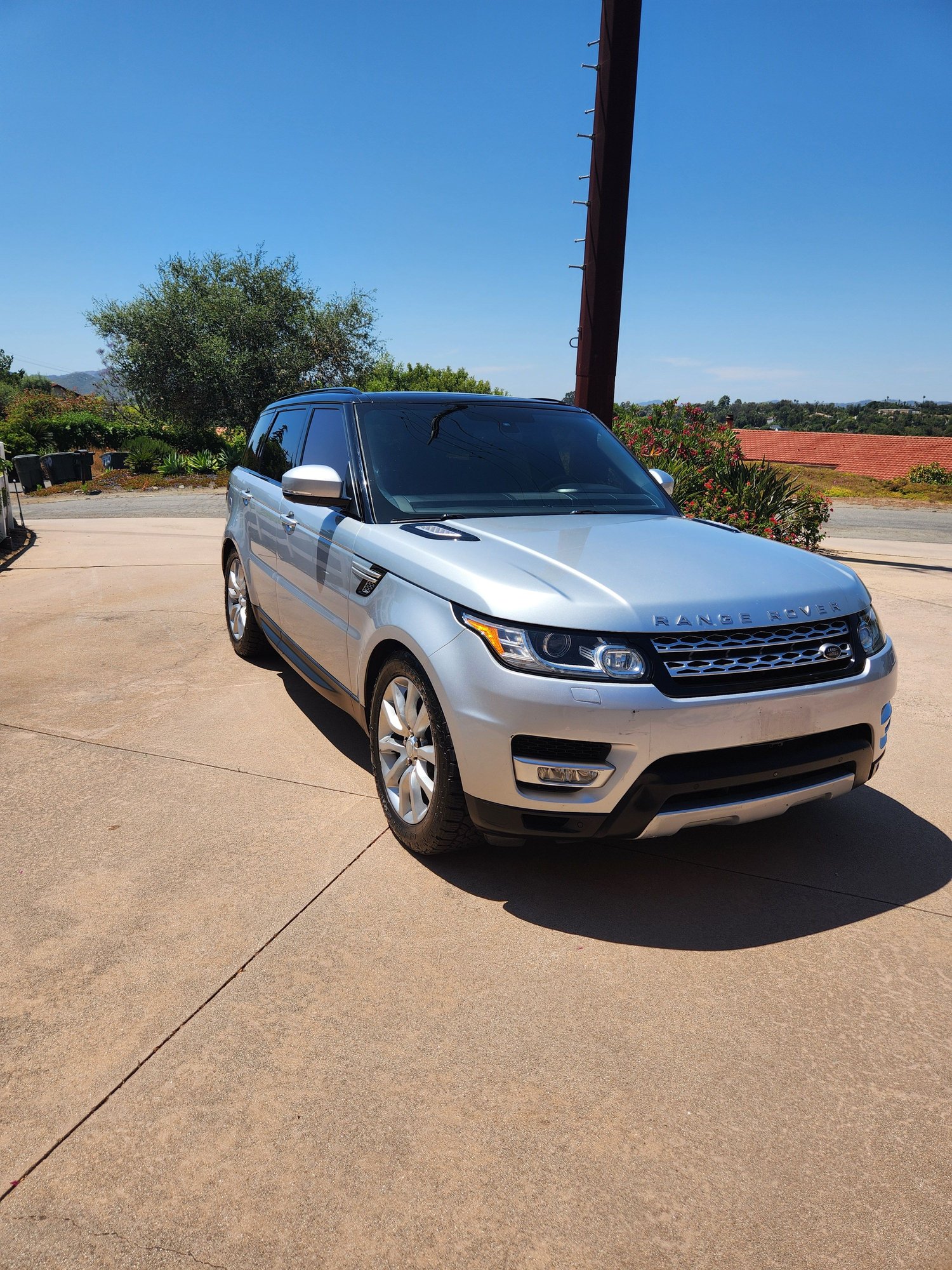 2016 Land Rover Range Rover Sport - 2016 Range Rover Sport Diesel – Clean Title – Great for Parts – Bad Engine - Escondido, CA 92029, United States