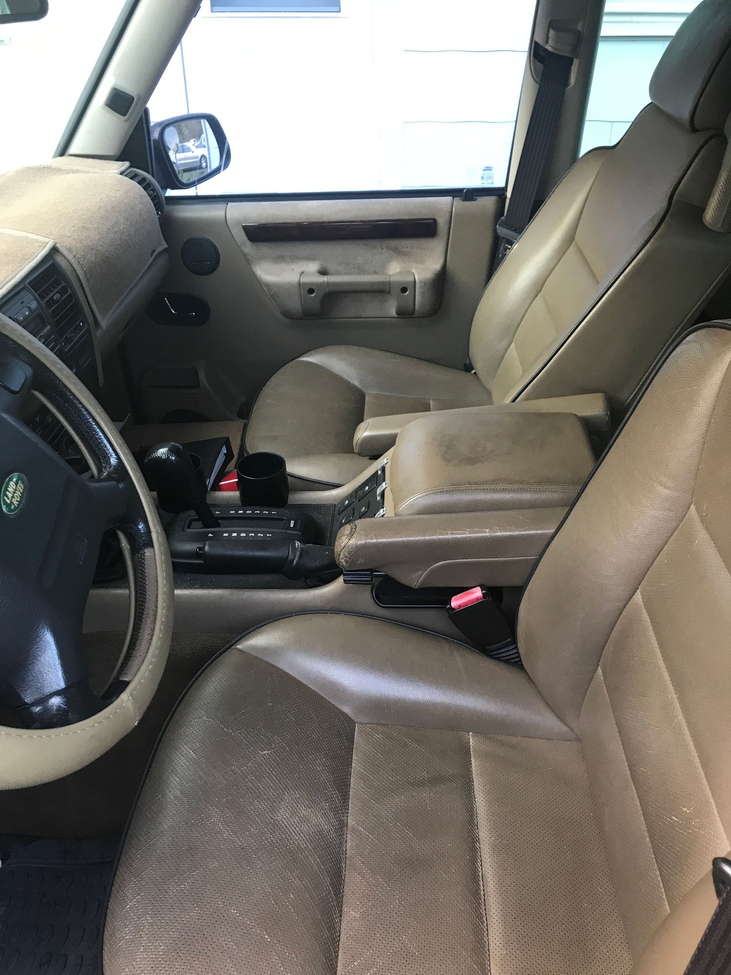 2000 Land Rover Discovery - 2000 & 2004 Discovery II for sale - Used - VIN SALTY1243YA260712 - 192,340 Miles - 8 cyl - 4WD - Automatic - SUV - Red - Auburn, PA 17922, United States
