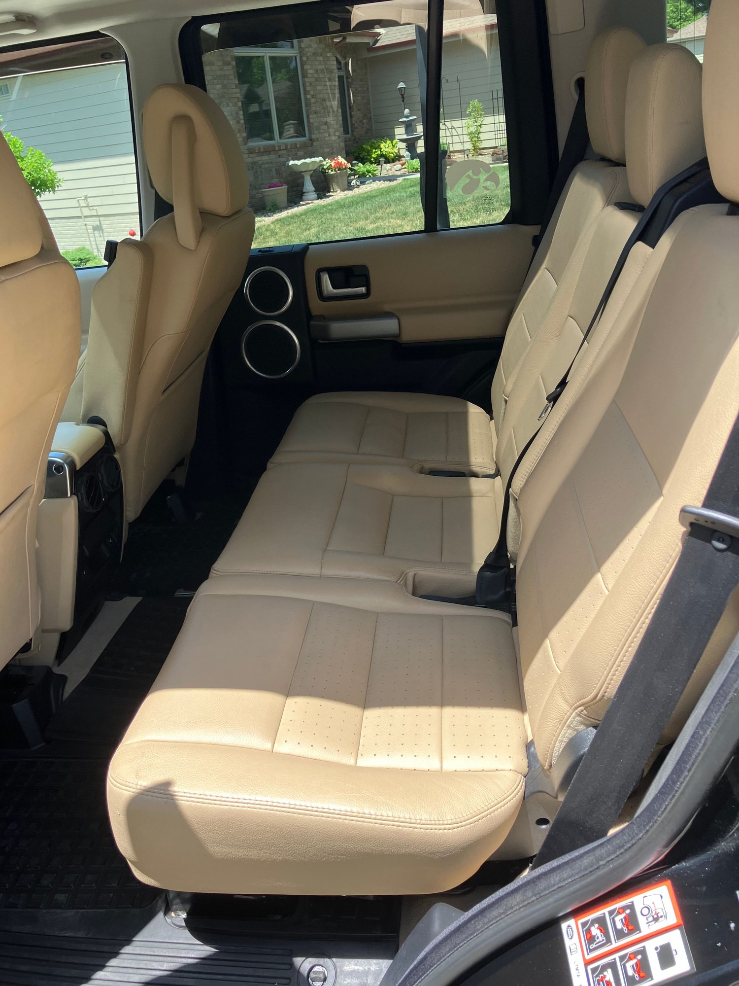 2008 Land Rover LR3 - 08 Landrover LR3  S V8 - Used - VIN SALAE254X8A486666 - 93,900 Miles - 8 cyl - 4WD - Automatic - SUV - Black - Council Bluffs, IA 51503, United States