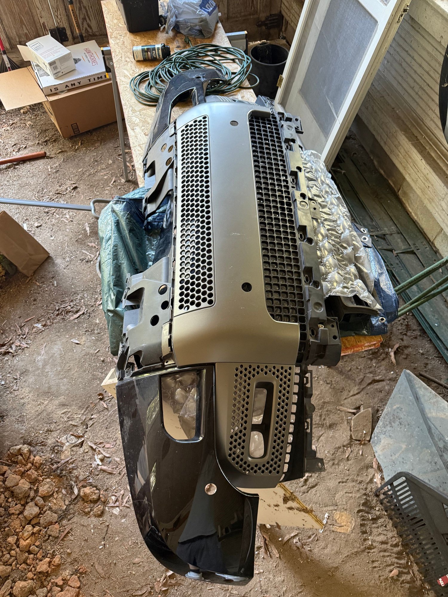 Exterior Body Parts - Defender front bumper - Used - 2021 to 2026 Land Rover Defender - Concord, NC 28025, United States
